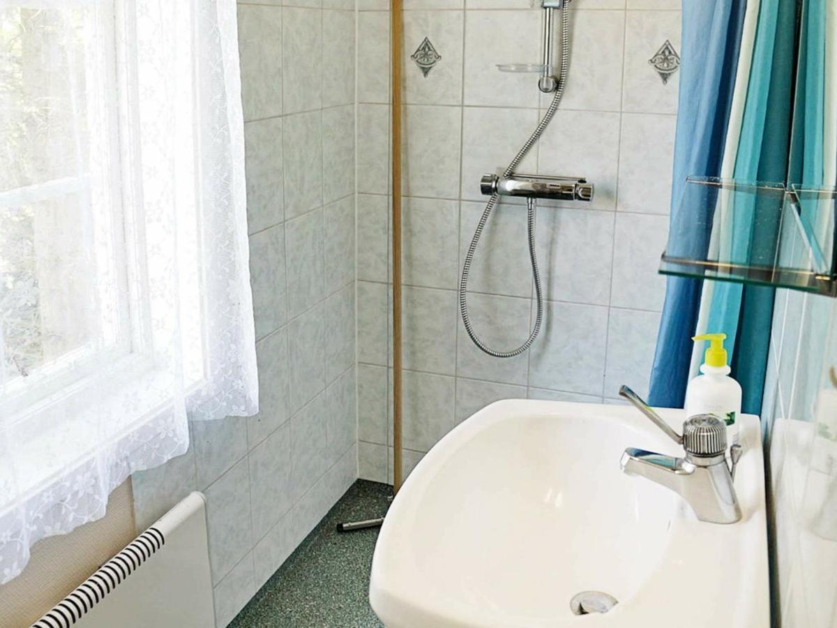 4 Person Holiday Home In Ankarsrum Hult  Zewnętrze zdjęcie